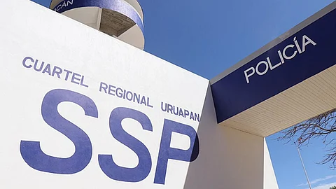 Inaugura SSP complejos administrativos y policiales en Uruapan y LC