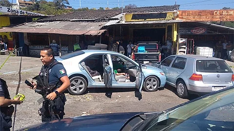 Algunos testigos de los hechos dijeron que la agresión fue perpetrada por un empistolado que huyó. (Foto: RED 113)