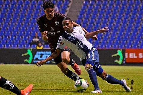Puebla vence con lo justo a los Gallos de Querétaro