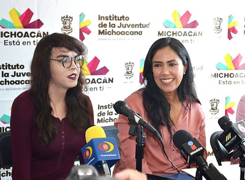 Por primera vez, chica transgénero obtiene carta de servicio social en el Ijumich