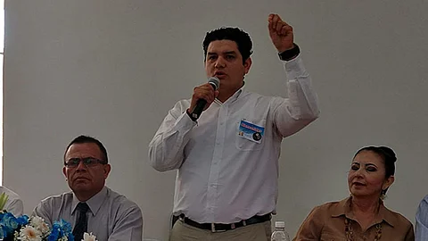 Firmes, en el mejoramiento de la Educación en Michoacán: Antonio Madriz