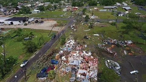Las autoridades estadounidenses mantenían la alerta sobre tormentas y posibles tornados en Florida, Alabama y Tennessee (Foto: @pluvaltamira)
