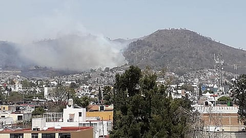 Entre los trabajos que se hará en la zona es apagar las llamas con motobombas (Foto: Facebook/Josue Garcia Glez)