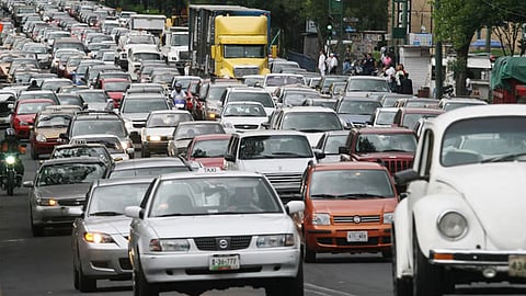 El impuesto de la tenencia no ayudaría al sector que atraviesa por un mal momento (Foto: Los Impuestos)