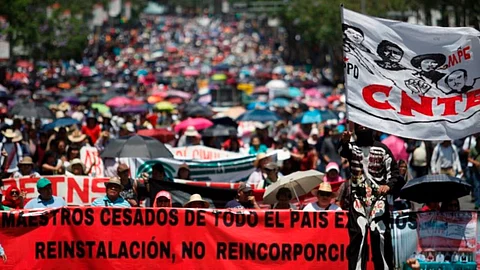 Se tiene previsto, según el comunicado emitido por la CNTE, que la manifestación arranque alrededor de las 10:00 horas del Metro San Cosme al Zócalo (Foto: @JoseCardenas1)
