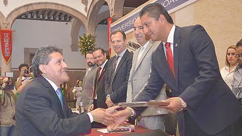 Pese a los problemas que enfrentan, la UMSNH se mantiene como una de las mejores universidades del país, puntualizó el rector (Foto Cortesía)