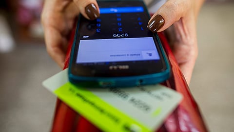 El 50 por ciento de las reclamaciones son porque los usuarios no reconocen movimientos hechos a través de aplicaciones móviles
(Foto Ilustrativa)