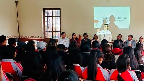 Víctor Cruz remarcó la importancia de llevar este tipo de foros a los jóvenes a las comunidades
(Foto: Cortesía)