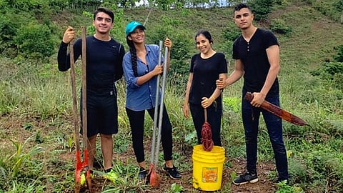 Está dirigido al público en general interesado en llevar a cabo o participar en reforestaciones rurales y urbanas (Foto Twitter @rabssssss)