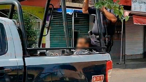 El indiciado dijo llamar Sandro L., de 41 años de edad (Foto: Red 113)