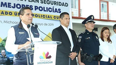 El mandatario dijo respetar el comentario del legislador del PRD (Foto: Twitter/@Silvano_A)