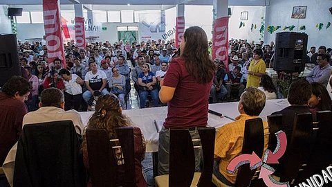 El dirigente estuvo acompañado por los integrantes de la Dirección Ejecutiva Colegiada (Foto: FB/Morena Michoacán)