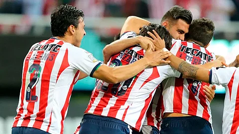 En su web oficial los rojiblancos anunciaron a los ocho jugadores que no entran
(Foto: Archivo)
