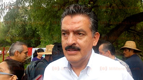 Esta revisión de debe a la petición que hizo José Manuel Hernández Helguero, jefe de tenencia de Jesús del Monte, quien acusa al Comité de Agua de la comunidad de permitir que se haga la explotación del manto acuífero
(Foto: Cristian Ruiz)
