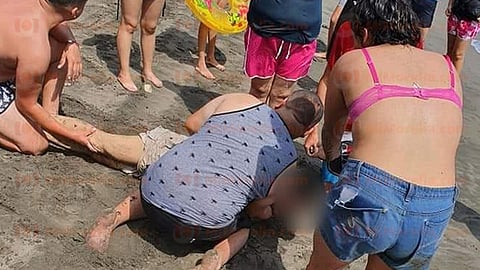 Salvavidas de lugar lograron rescatarlos sanos y salvos (Foto: RED113)