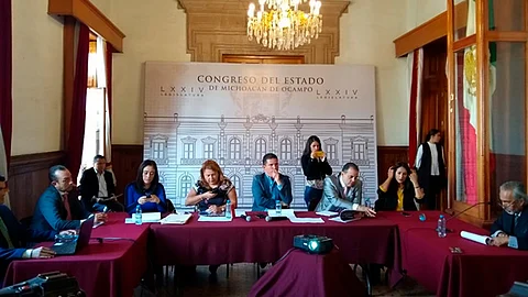 De ocho previstos que comparecerían, declinaron tres (Foto: Cortesía)