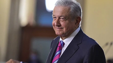 (Foto: lopezobEn esta gira, López Obrador estaría acompañado por Zoé Robledo, director General del Instituto Mexicano del Seguro Social; Víctor Hugo Borja Aburto, director de Prestaciones Médicas; y, Gisela Lara Saldaña, titular de la Unidad del Programa IMSS-Bienestar rador.org.mx)