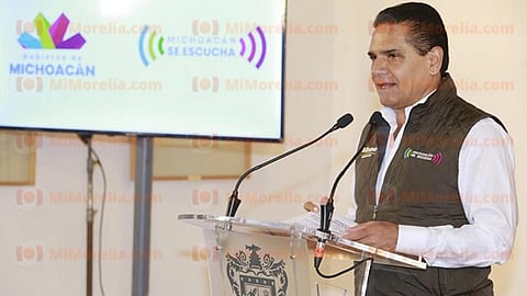 Hipólito Mora anunció en sus redes sociales que andaría armado debido a la ineficacia del gobierno para dar seguridad a los ciudadanos (Foto RED 113)