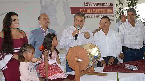 Además de expresarles su reconocimiento, les aseguró que trabajará por darles mejores condiciones laborales (Foto Cortesía)