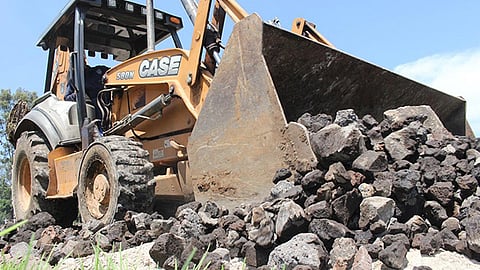 Se introducirán 40 camiones de material, así como maquinaria para realizar los revestimientos (Foto Cortesía)