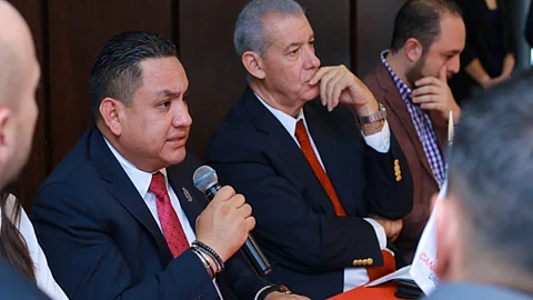 El Embajador de Cuba en México fue reconocido con las Llaves de la Ciudad (Foto: Especial)
