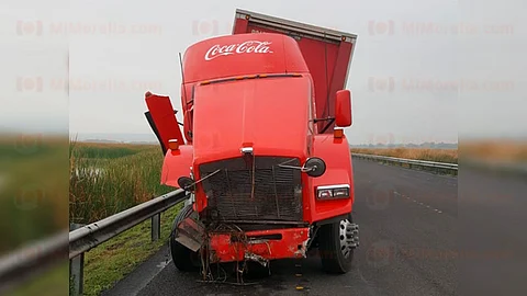 El producto que traía terminó regado sobre el terreno
(Foto: RED 113)
