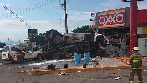 Todos los pacientes fueron auxiliados por unos paramédicos de Protección Civil (Foto: RED 113)