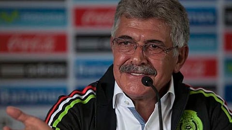 “El Tuca” Ferretti protagoniza aparatoso choque automovilístico