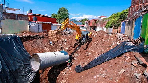 Supervisa Víctor Manríquez importantes obras en Uruapan