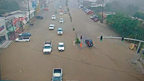 Se desplegaron oerativos de auxilio (Foto: FB/Seguridad Pública de Loa Cabos)