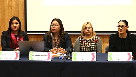 Servidores públicos recibirán 27 horas de formación para reforzar sus conocimientos (Foto Cortesía)