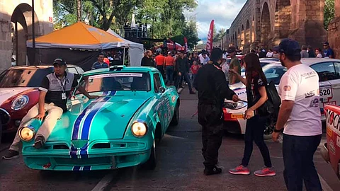 Se tiene planeado que aproximadamente a las 15:30 horas crucen la meta en el Centro Histórico de Morelia
(Foto: Facebook/La Carrera Panamericana - Etapa Michoacán - Bienvenidos)
