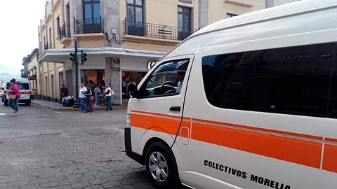 La diputada local expresó que se tiene que dar un cambio de paradas continuas a unas paradas establecidas (Foto: transportandoamichoacan.org)