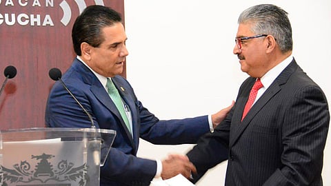 El mandatario estatal oficializó la designación del funcionario para que a partir de este lunes avance el tema de la federalización de la nómina (Foto: Cortesía)