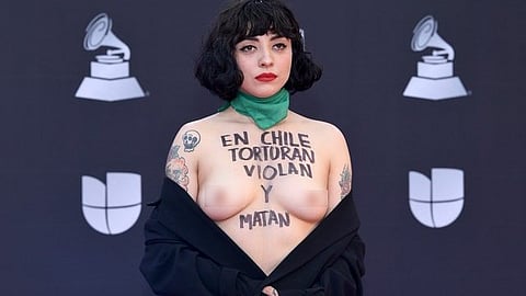 Anuncian acciones legales contra Mon Laferte por dichos sobre crisis en Chile (Foto: @monlaferte)