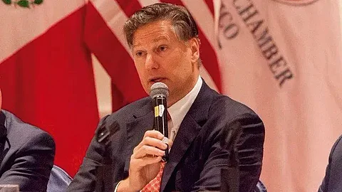 Landause preocupó de que México no tuviera un mecanismo que coordinara con Estados Unidos para procurar cadenas de suministro (Foto: @USAmbMex)