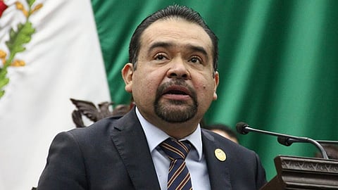 El diputado lamentó que en México no se rectifique el camino en la política de desarrollo y crecimiento (Foto Cortesía)