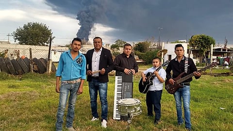 "Porque tú lo pediste: una vez más, de lo nuevo y lo mejor, el grupo Seductr sólo para ti con esto que suena…" (Foto: Grupo Seductr Alfa)