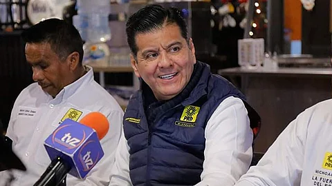 Llama Juan Bernardo Corona a seguir unificando al PRD (Foto Cortesía)