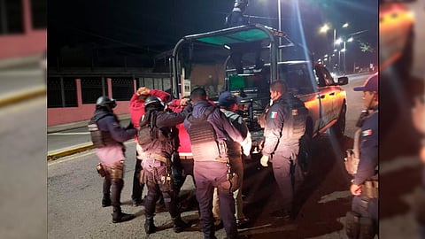 Uno de los detenidos agredió a un joven con una botella de vidrio (Foto: Cortesía)