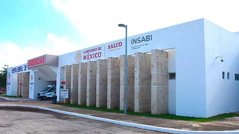La firma de adhesión al INSABI sólo implicaría no transferir a la federación los bienes muebles e inmuebles, dijo Carpio Ríos(Foto: Twitter/@INSABI_MX)
