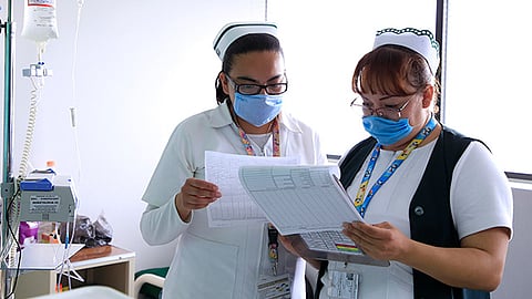 IMSS Bienestar busca enfermeros especialistas en Michoacán; esto pagarán