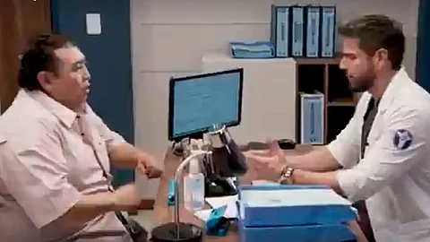 Profesionales de la salud señalan que los guiones tienen continuos errores (Foto: @MedicosLDVida)