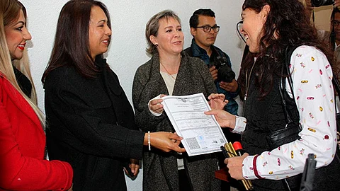 Teresa Ruíz Valencia reconoció el esfuerzo, la voluntad y el trabajo coordinado entre esta área del gobierno estatal y la Secretaría de Gobierno (Foto Cortesía)