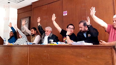 Más de tres mil trabajadores administrativos y de intendencia se mantendrán en resistencia (Foto: Guadalupe Martínez)