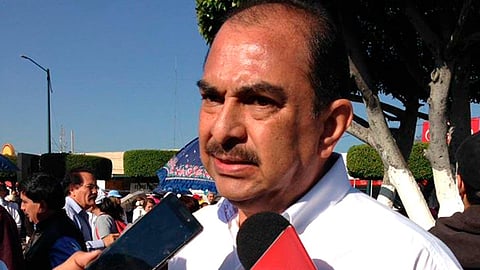 Gobierno estatal no debe forzar la jubilación de maestros para promover plazas, refirió Macedo (Foto Facebook: Juan Manuel Macedo Negrete)