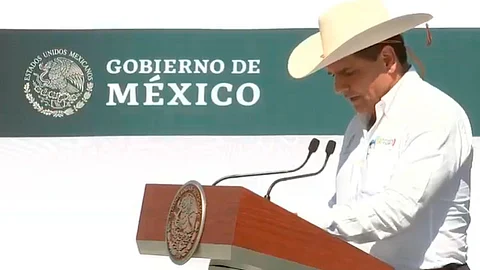AMLO se encuentra en Jiquilpan, donde entregó el cuartel de la GN (Foto: Captura de pantalla)