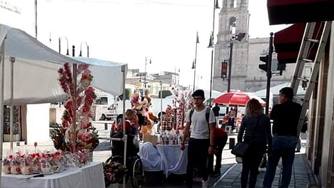 Las autoridades se encuentran en diálogo constante con los líderes de diversas organizaciones de vendedores en la vía pública (Foto:Cortesía)
