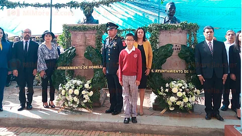 Señalaron que "el mejor homenaje que podemos es luchar como ellos por el cambio y la democracia (Foto: Fátima Miranda)