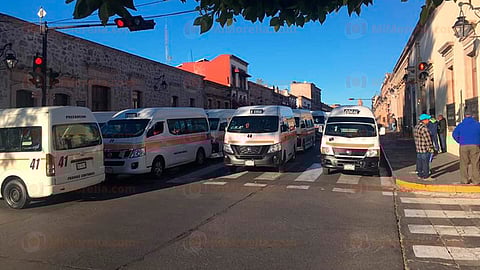 Tras rompimiento del diálogo con el Ayuntamiento, transportistas se manifiestan en contra de la Ciclovía Dominical (Foto: Guadalupe Martínez)